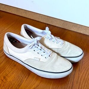 Vans era sneakers